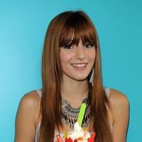 Bella Thorne hosts the Grand Opening of YoBlendz | Picture 66711